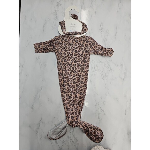 Toby Baby Headband and Newborn Gown Set Leopard NEW - Picture 4 of 5